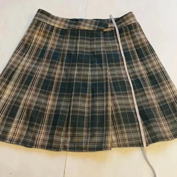 Ledin plaid pleated mini skirt  Lined Women’s  M School girl Preppy Earth tones - Picture 6 of 10